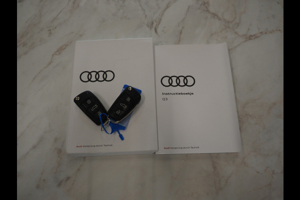 Audi Q3 45 TFSI e S-Line Edition Black | Panoramadak | Two Tone Leder | Sonos | Alcantara Design | Adaptive Cruise