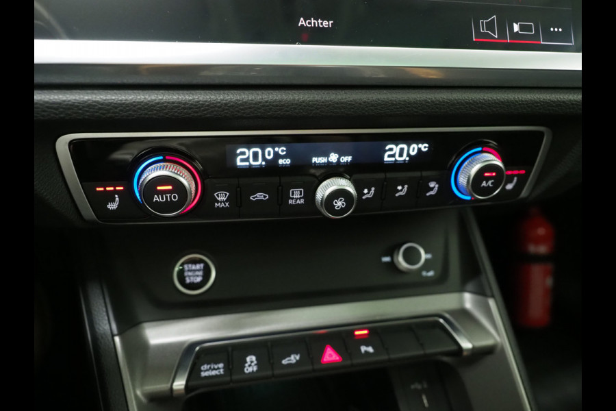 Audi Q3 45 TFSI e S-Line Edition Black | Panoramadak | Two Tone Leder | Sonos | Alcantara Design | Adaptive Cruise