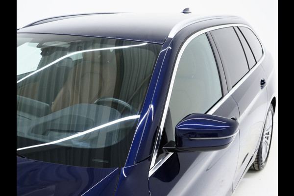 BMW 5 Serie Touring 530e Luxury Line | LaserLED | Harman/Kardon | M Stuur | Leder | HUD | Keyless | Adaptive Cruise | Camera | Carplay