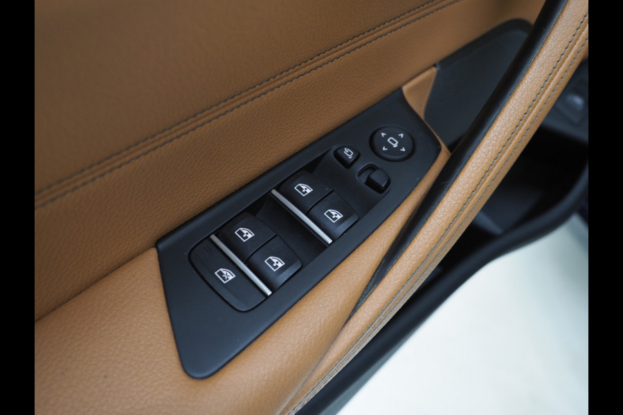 BMW 5 Serie Touring 530e Luxury Line | LaserLED | Harman/Kardon | M Stuur | Leder | HUD | Keyless | Adaptive Cruise | Camera | Carplay