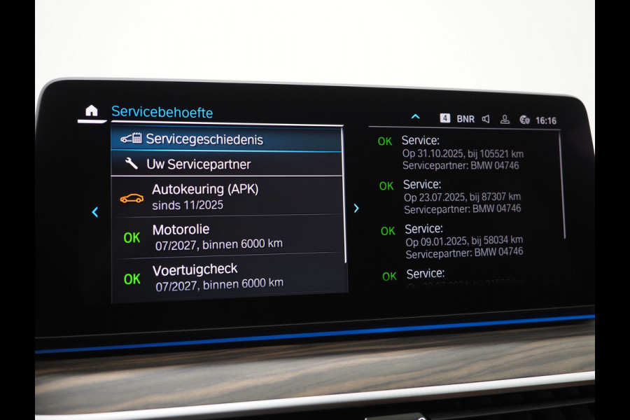 BMW 5 Serie Touring 530e Luxury Line | LaserLED | Harman/Kardon | M Stuur | Leder | HUD | Keyless | Adaptive Cruise | Camera | Carplay