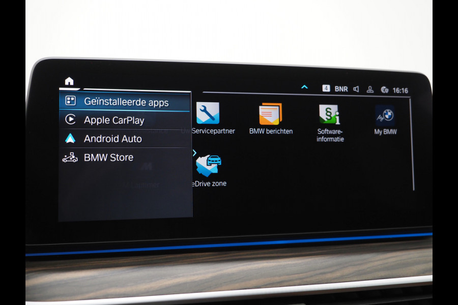 BMW 5 Serie Touring 530e Luxury Line | LaserLED | Harman/Kardon | M Stuur | Leder | HUD | Keyless | Adaptive Cruise | Camera | Carplay