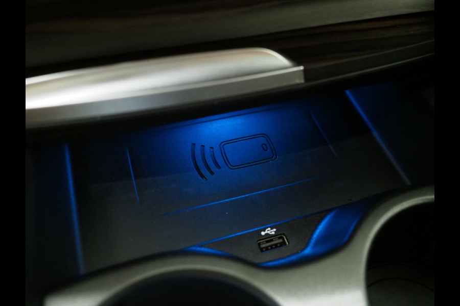 BMW 5 Serie Touring 530e Luxury Line | LaserLED | Harman/Kardon | M Stuur | Leder | HUD | Keyless | Adaptive Cruise | Camera | Carplay