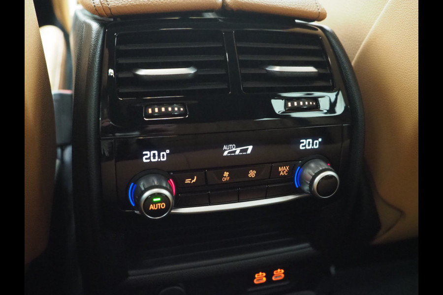 BMW 5 Serie Touring 530e Luxury Line | LaserLED | Harman/Kardon | M Stuur | Leder | HUD | Keyless | Adaptive Cruise | Camera | Carplay