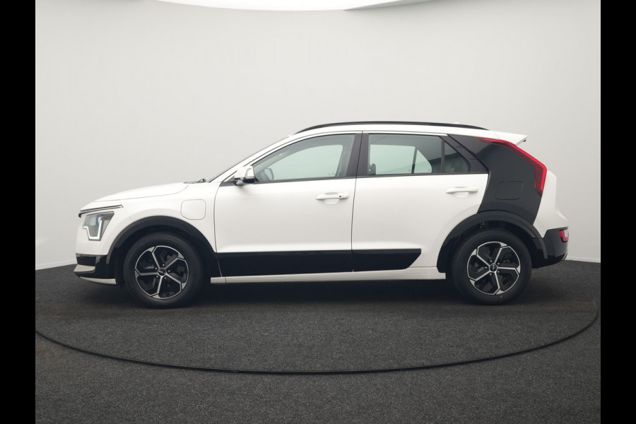 Kia Niro 1.6 GDi DynamicLine PHEV 182pk Dealer O.H SOH 96,2% | Adaptive Cruise | Camera | Sportstoelen & Stuur Verwarmd | Keyless | Pilot Assist | Blis | Navigatie | Virtual | DAB | Plug In Hybrid |