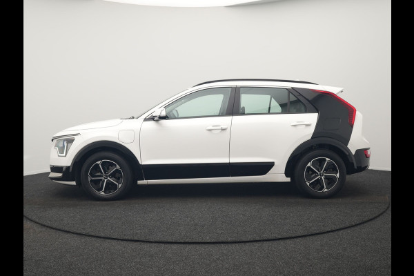 Kia Niro 1.6 GDi DynamicLine PHEV 182pk Dealer O.H SOH 96,2% | Adaptive Cruise | Camera | Sportstoelen & Stuur Verwarmd | Keyless | Pilot Assist | Blis | Navigatie | Virtual | DAB | Plug In Hybrid |