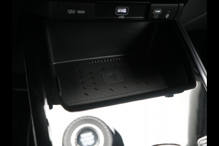 Kia Niro 1.6 GDi DynamicLine PHEV 182pk Dealer O.H SOH 96,2% | Adaptive Cruise | Camera | Sportstoelen & Stuur Verwarmd | Keyless | Pilot Assist | Blis | Navigatie | Virtual | DAB | Plug In Hybrid |