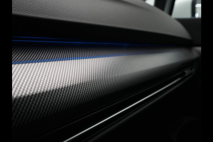 Volkswagen Golf 1.5 eTSI 150pk DSG R-Line Edition Navigatie 360 Camera Acc Stoel/Stuurverwarming Carplay