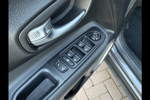 Jeep Renegade 1.3T DDCT 150pk Automaat Limited LED/NAVI/CARPLAY/ADAPT.CRUISE/PDC/TREKHAAK