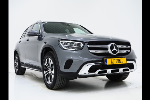 Mercedes-Benz GLC 300e 4MATIC | Panoramadak | Treeplanken | Camera | Sfeerlicht | Virtual | Zwarte Hemel | Carplay