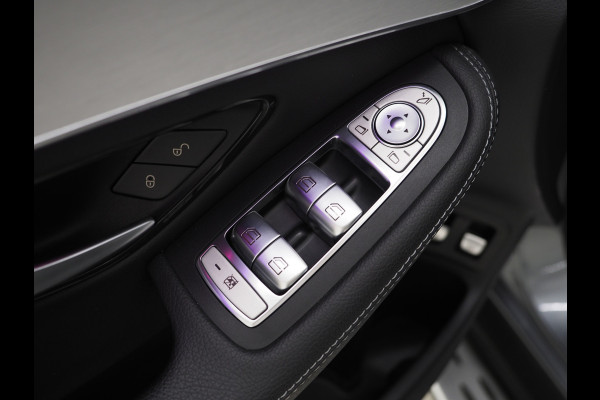 Mercedes-Benz GLC 300e 4MATIC | Panoramadak | Treeplanken | Camera | Sfeerlicht | Virtual | Zwarte Hemel | Carplay
