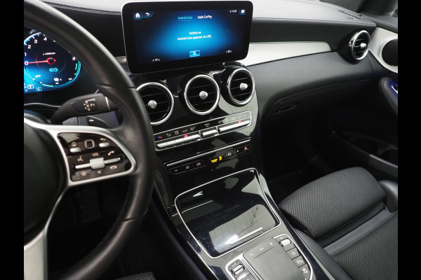Mercedes-Benz GLC 300e 4MATIC | Panoramadak | Treeplanken | Camera | Sfeerlicht | Virtual | Zwarte Hemel | Carplay