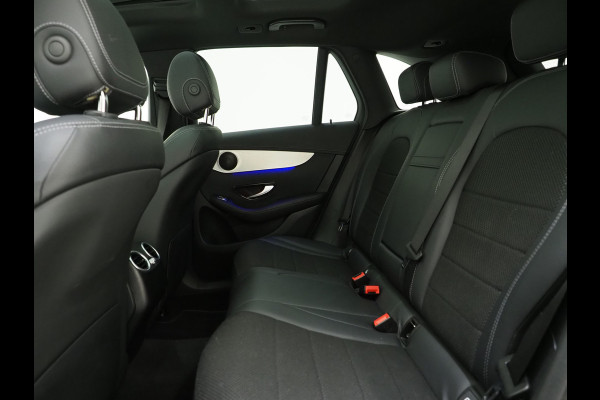 Mercedes-Benz GLC 300e 4MATIC | Panoramadak | Treeplanken | Camera | Sfeerlicht | Virtual | Zwarte Hemel | Carplay