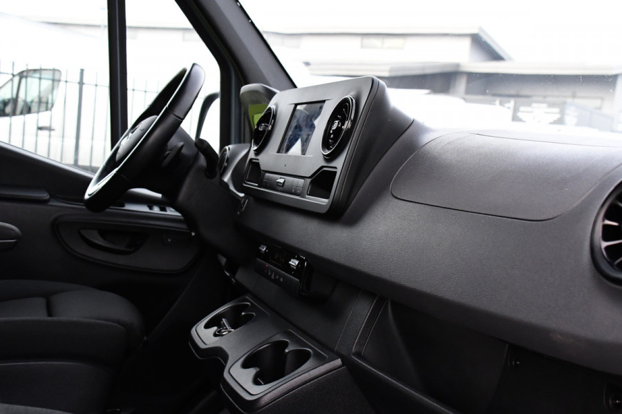 Mercedes-Benz Sprinter 317 1.9 CDI DC L2H1 RWD PB Edition Camera, Cruise, Carplay, 170pk, Automaat, LED, Stoelverwarming, NAVI, Multimedia, Uniek! Dubbel cabine