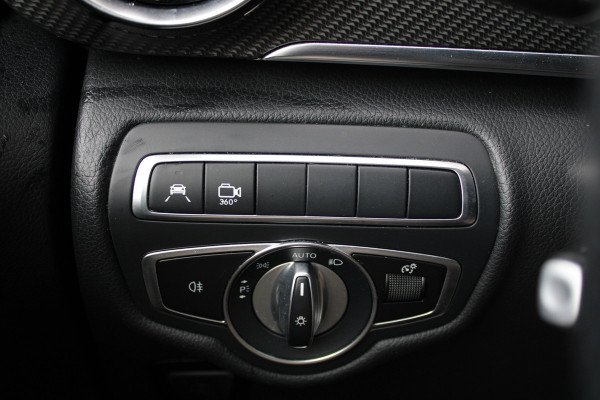 Mercedes-Benz V-Klasse 300d / Lang / AMG / DC / Panorama / 2x Schuifdeur / Apple Carplay / 360 Camera / Leer / Nette Staat.