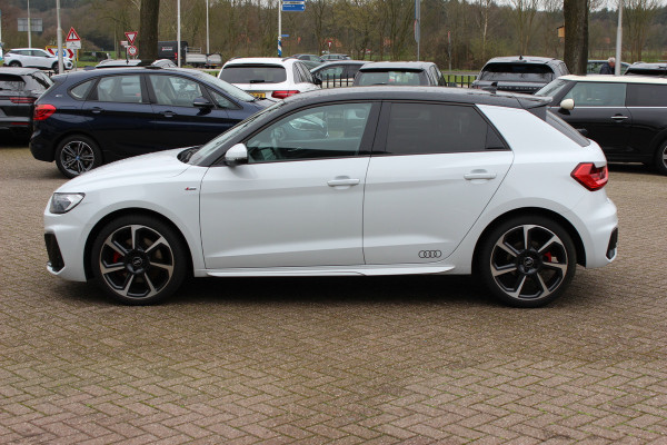 Audi A1 Sportback 40 TFSI S Line edition one 200pk / Navigatie / Keyless / Virtual Cockpit / 18'' / Parkeerhulp achter / Stoelverwarming / LED Koplampen / DAB / ACC