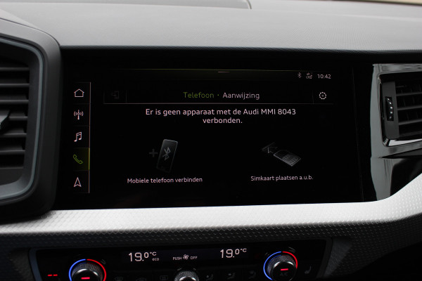 Audi A1 Sportback 40 TFSI S Line edition one 200pk / Navigatie / Keyless / Virtual Cockpit / 18'' / Parkeerhulp achter / Stoelverwarming / LED Koplampen / DAB / ACC