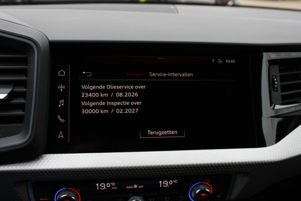 Audi A1 Sportback 40 TFSI S Line edition one 200pk / Navigatie / Keyless / Virtual Cockpit / 18'' / Parkeerhulp achter / Stoelverwarming / LED Koplampen / DAB / ACC
