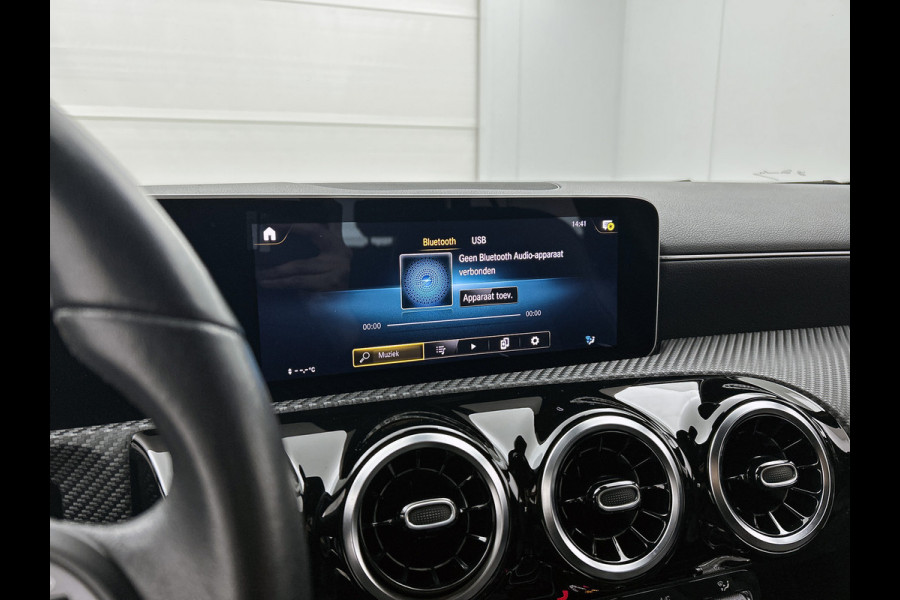 Mercedes-Benz A-Klasse 160 Advantage | Parkeersensoren | Achteruitrijcamera Inclusief 12 Maanden Garantie.