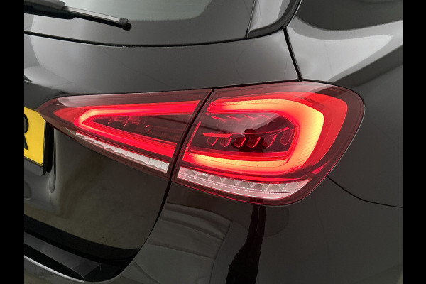 Mercedes-Benz A-Klasse 160 Advantage | Parkeersensoren | Achteruitrijcamera Inclusief 12 Maanden Garantie.