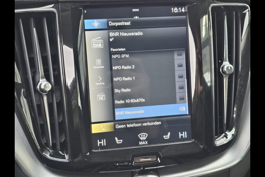 Volvo XC60 2.0 T5 Momentum | Automaat | LED | Trekhaak | Stoelverwarming | App-connect | All-seasons | Leder | Elek. bestuurderstoel + memory |