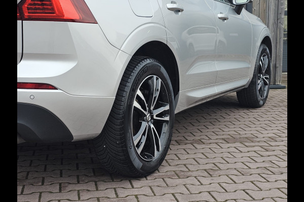 Volvo XC60 2.0 T5 Momentum | Automaat | LED | Trekhaak | Stoelverwarming | App-connect | All-seasons | Leder | Elek. bestuurderstoel + memory |