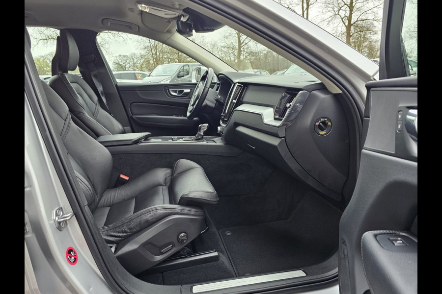 Volvo XC60 2.0 T5 Momentum | Automaat | LED | Trekhaak | Stoelverwarming | App-connect | All-seasons | Leder | Elek. bestuurderstoel + memory |