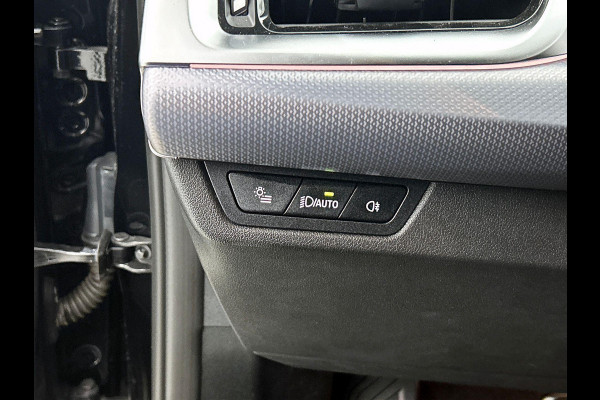 BMW X1 sDrive18i M-SPORT | SHADOW-LINE | CARPLAY | CAMERA