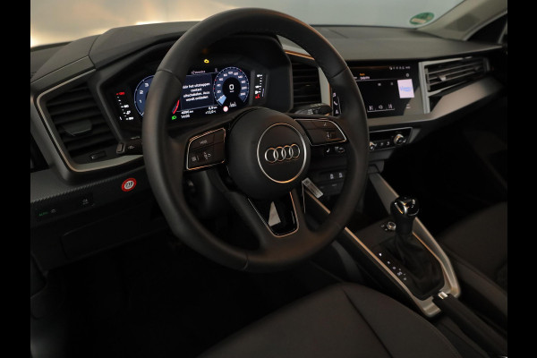 Audi A1 Sportback 30 TFSI Advanced edition 116pk AUT|  Sportstoelen | Navigatie via App | Climatronic | Verwarmbare voorstoelen | Gratis winterset