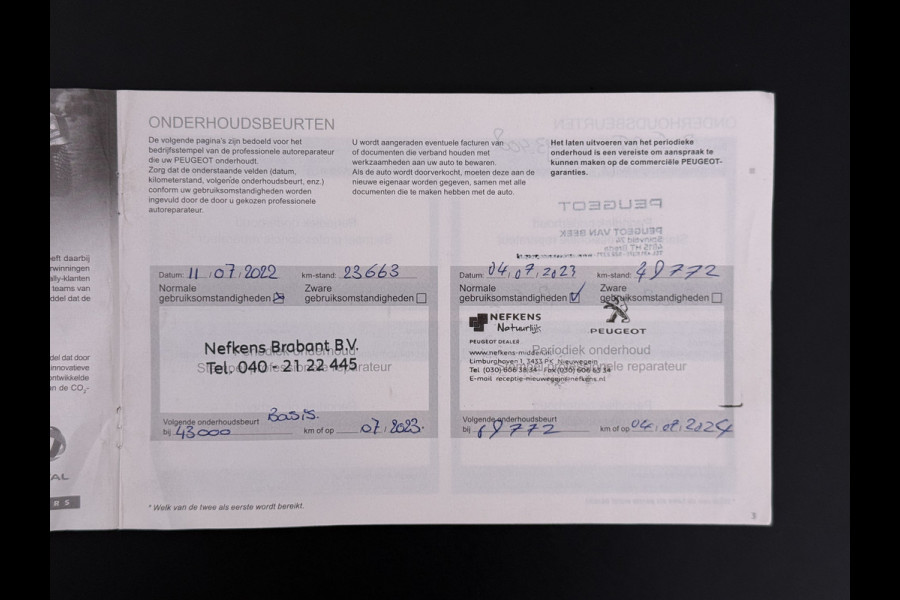 Peugeot 3008 1.2T 131PK AUT. Trekhaak 360°Camera 1/2 Leer 18" Navi Ecc Apple Carplay Android Connected-Apps Cruise Control Pdc Blue Premium Keyless Elek.Achterklep Privacy Glas BordHerkenning Lane Assist Led Lmv 18" Regen-Lichtsensor Bluetooth 1.400KG Trekgewicht Dealeronderhouden, laatste-Beurt-93.400km Origineel Nederlandse Auto 1400kg trekvermogen