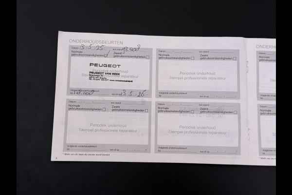 Peugeot 3008 1.2T 131PK AUT. Trekhaak 360°Camera 1/2 Leer 18" Navi Ecc Apple Carplay Android Connected-Apps Cruise Control Pdc Blue Premium Keyless Elek.Achterklep Privacy Glas BordHerkenning Lane Assist Led Lmv 18" Regen-Lichtsensor Bluetooth 1.400KG Trekgewicht Dealeronderhouden, laatste-Beurt-93.400km Origineel Nederlandse Auto 1400kg trekvermogen