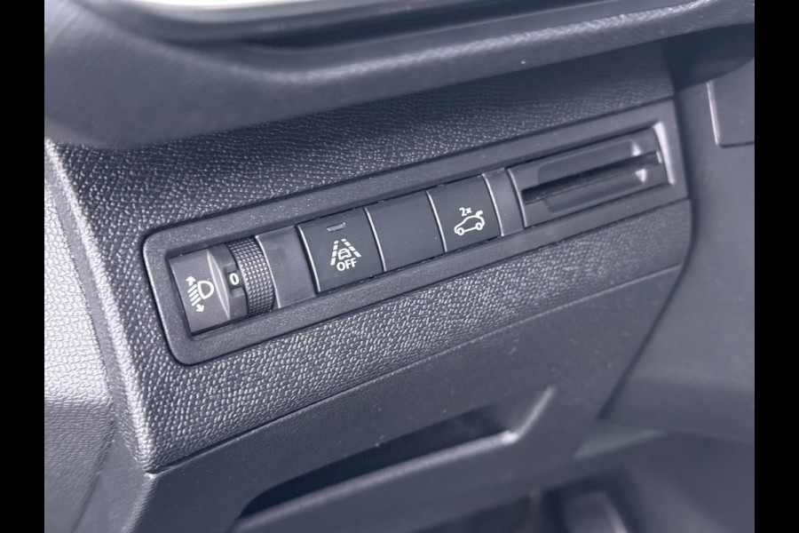 Peugeot 3008 1.2T 131PK AUT. Trekhaak 360°Camera 1/2 Leer 18" Navi Ecc Apple Carplay Android Connected-Apps Cruise Control Pdc Blue Premium Keyless Elek.Achterklep Privacy Glas BordHerkenning Lane Assist Led Lmv 18" Regen-Lichtsensor Bluetooth 1.400KG Trekgewicht Dealeronderhouden, laatste-Beurt-93.400km Origineel Nederlandse Auto 1400kg trekvermogen