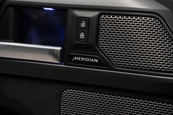 Land Rover Defender 110 2.0 P400e 110 X-Dynamic HSE *Meridian / Panorama / Stoelventilatie / Luchtvering / Head-Up Display /