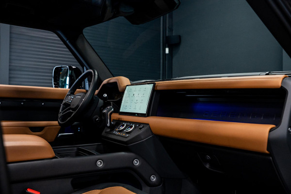 Land Rover Defender 110 2.0 P400e 110 X-Dynamic HSE *Meridian / Panorama / Stoelventilatie / Luchtvering / Head-Up Display /