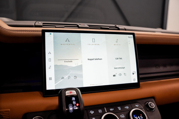 Land Rover Defender 110 2.0 P400e 110 X-Dynamic HSE *Meridian / Panorama / Stoelventilatie / Luchtvering / Head-Up Display /