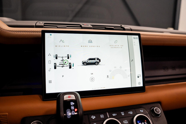 Land Rover Defender 110 2.0 P400e 110 X-Dynamic HSE *Meridian / Panorama / Stoelventilatie / Luchtvering / Head-Up Display /