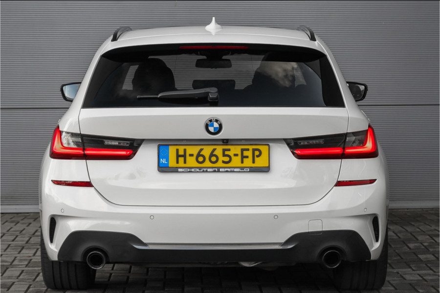 BMW 3 Serie Touring 330i M-Sport Pano H/K M-Sportrem Trekhaak CarPlay