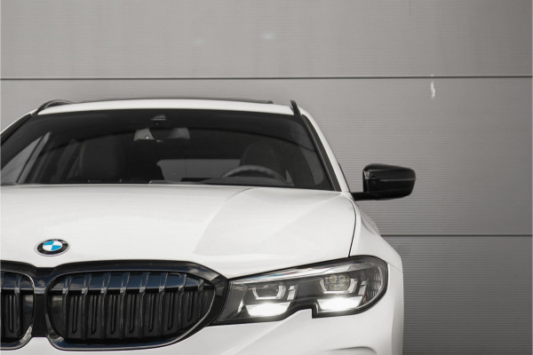 BMW 3 Serie Touring 330i M-Sport Pano H/K M-Sportrem Trekhaak CarPlay