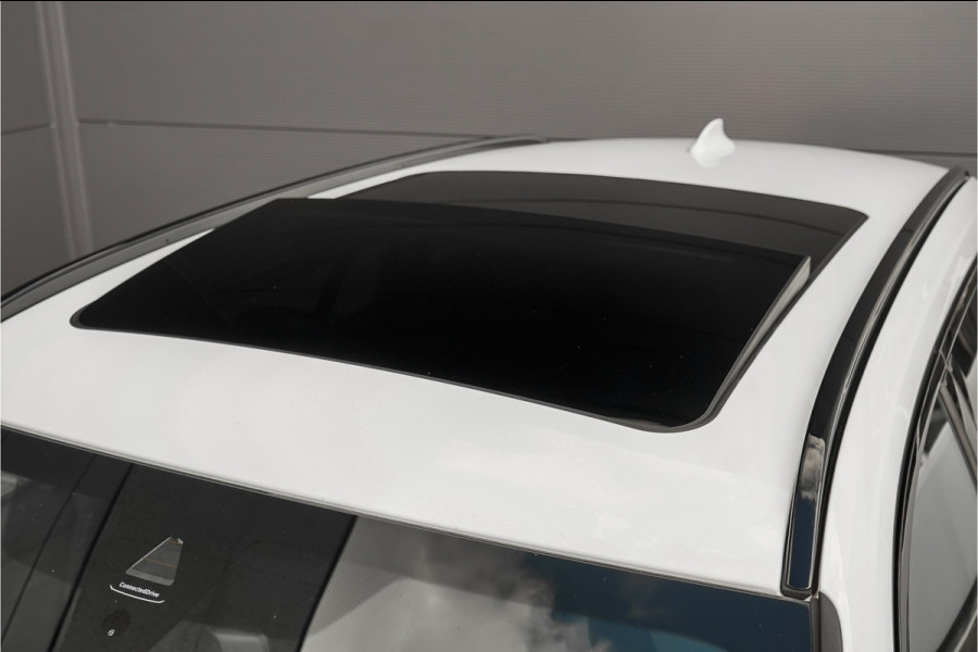 BMW 3 Serie Touring 330i M-Sport Pano H/K M-Sportrem Trekhaak CarPlay