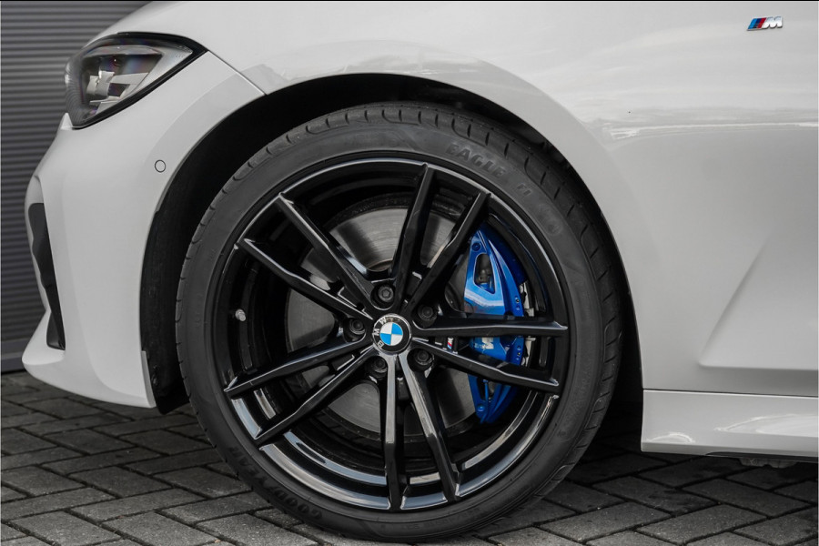 BMW 3 Serie Touring 330i M-Sport Pano H/K M-Sportrem Trekhaak CarPlay