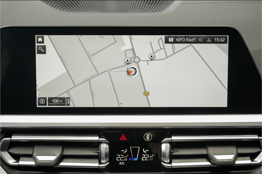 BMW 3 Serie Touring 330i M-Sport Pano H/K M-Sportrem Trekhaak CarPlay