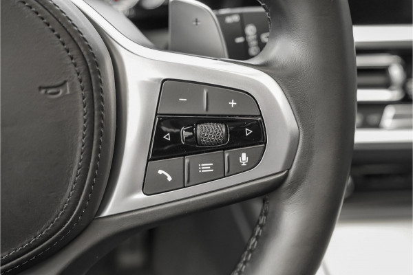 BMW 3 Serie Touring 330i M-Sport Pano H/K M-Sportrem Trekhaak CarPlay