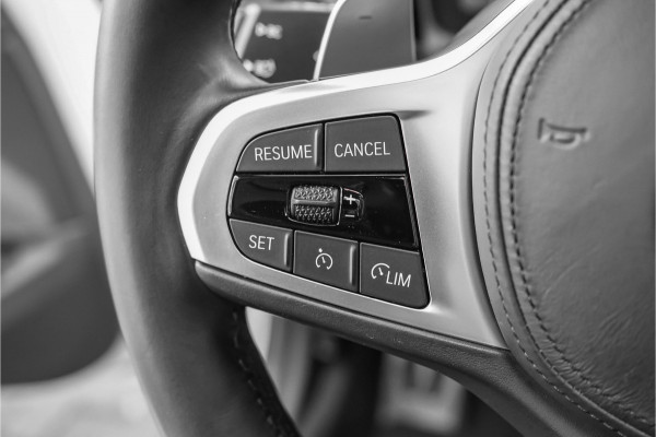 BMW 3 Serie Touring 330i M-Sport Pano H/K M-Sportrem Trekhaak CarPlay