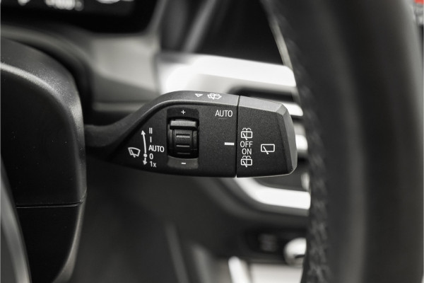 BMW 3 Serie Touring 330i M-Sport Pano H/K M-Sportrem Trekhaak CarPlay