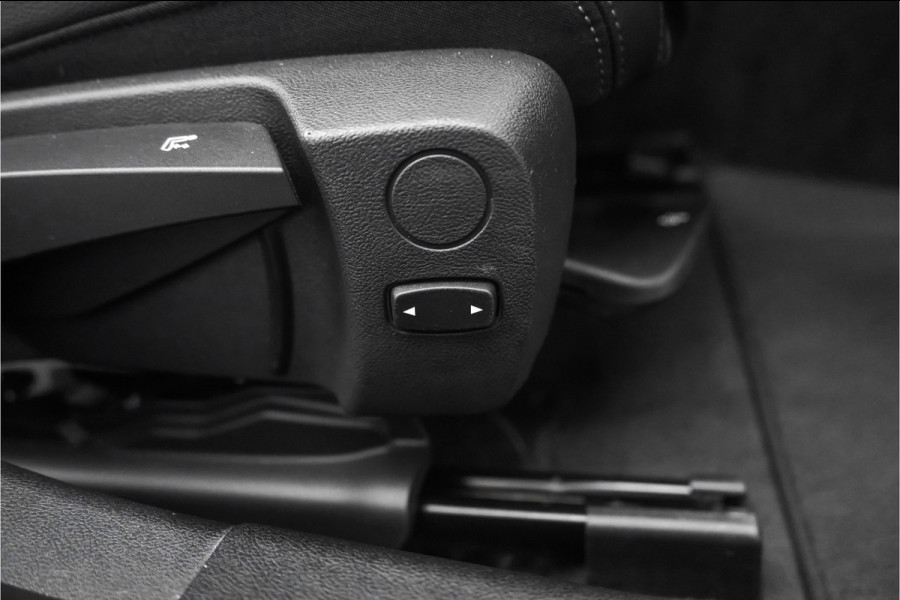 BMW 3 Serie Touring 330i M-Sport Pano H/K M-Sportrem Trekhaak CarPlay