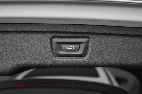 BMW 3 Serie Touring 330i M-Sport Pano H/K M-Sportrem Trekhaak CarPlay