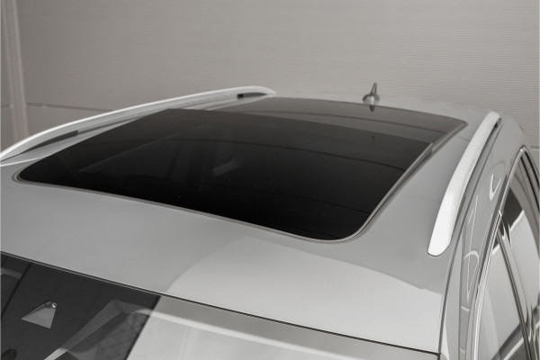 Volkswagen Tiguan 1.4 TSI eHybrid R-Line Business+ Pano ACC Camera