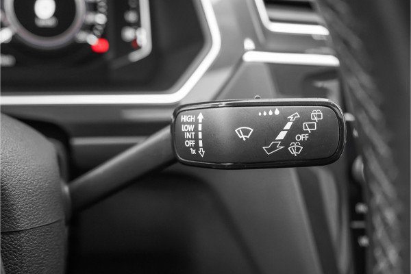 Volkswagen Tiguan 1.4 TSI eHybrid R-Line Business+ Pano ACC Camera