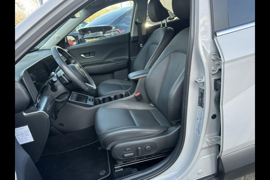 Hyundai Kona 1.6 GDI HEV Premium Sky VAN: 34.900,- VOOR 31.877,- UW LENTEVOORDEEL: 3.023,- | DEALER ONDERHOUDEN | FABR. GARANTIE t/m 06-2031