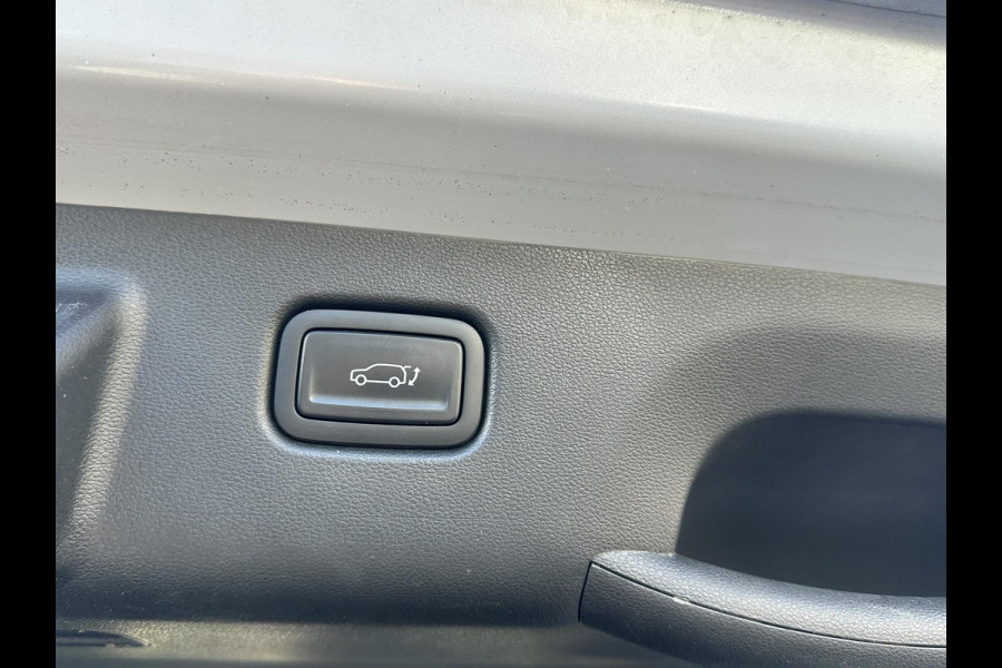 Hyundai Kona 1.6 GDI HEV Premium Sky VAN: 34.900,- VOOR 31.877,- UW LENTEVOORDEEL: 3.023,- | DEALER ONDERHOUDEN | FABR. GARANTIE t/m 06-2031